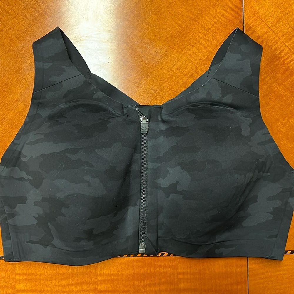 Lululemon Enlite sports bra size 36D